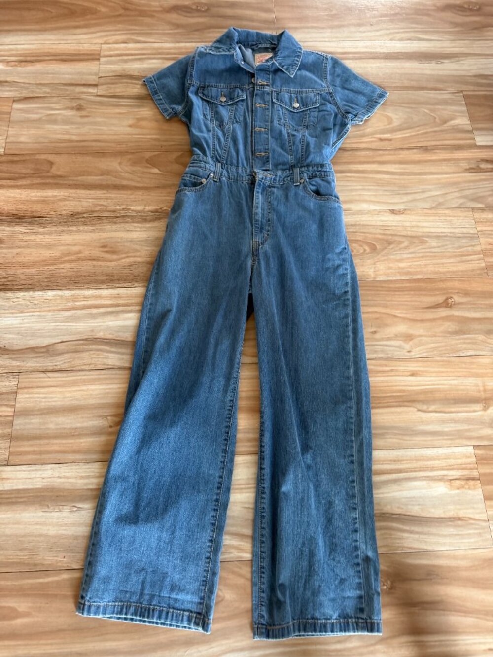 Levi’s Women’s Blue Denim Jean Jumper –Small- Super cute Levi’s Denim Romper!